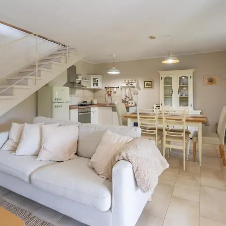 New!!!villa D'vita On Huge Fenced Tinjan