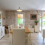New!!!villa D'vita On Huge Fenced * Tinjan